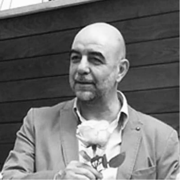 Валентин Ангелов