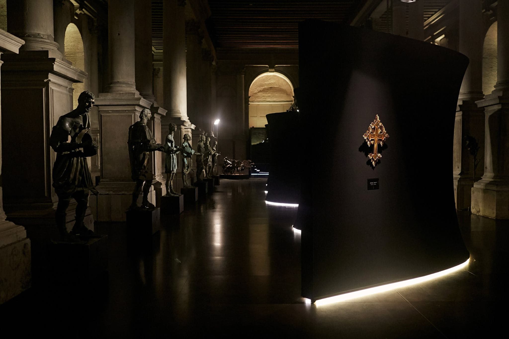 Videos from Venice Today about "Guardians" exhibition