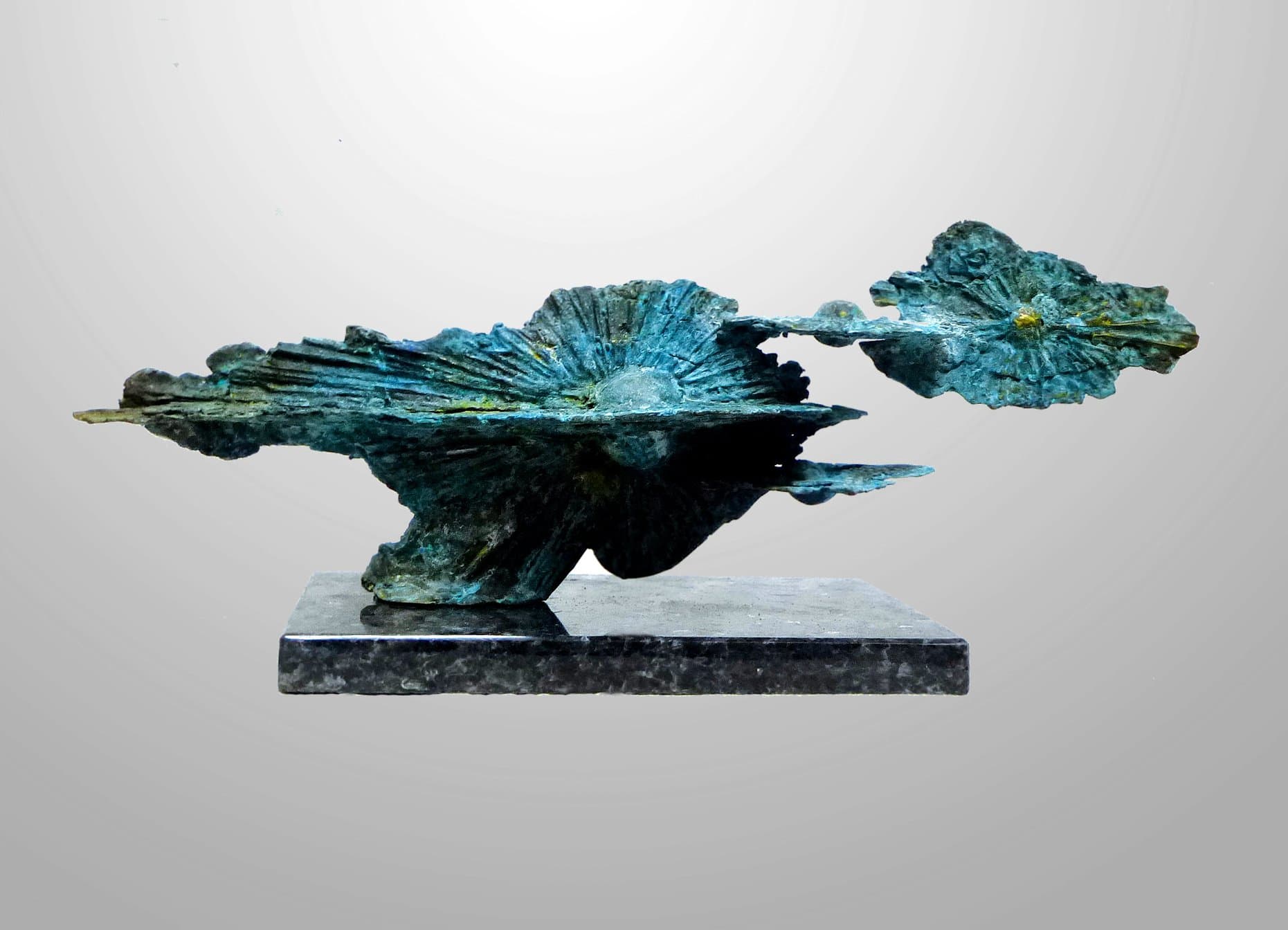 „Галактически пейзажи и други фантазии“ скулптура и рисунки Илия Иванов - 4-13.12.2018